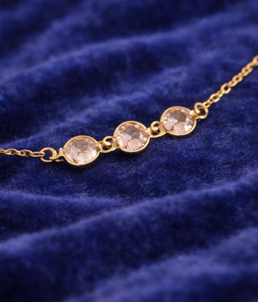 Pulsera de cristales en acero dorado | pulsera fina elegante mujer | Gus Barcelona
