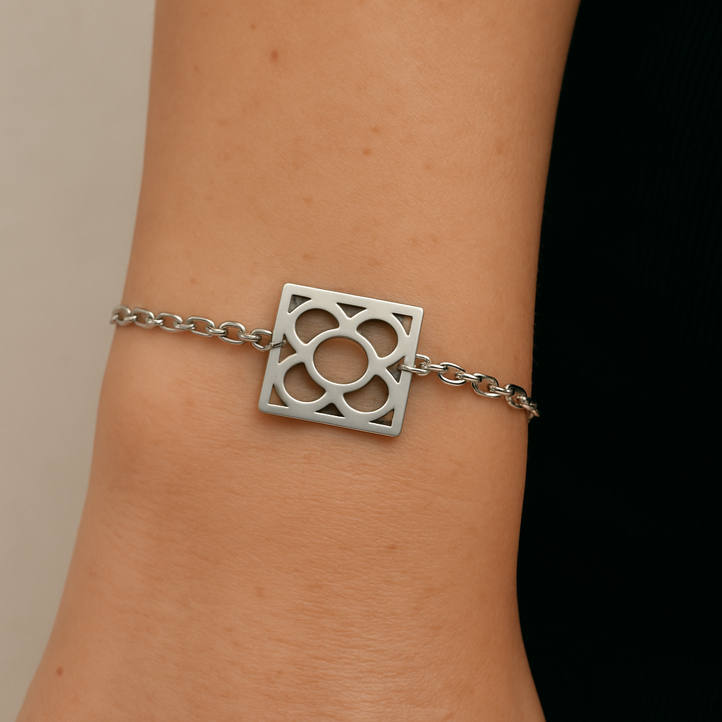Pulsera Flor de Barcelona de acero inoxidable, artesanía hecha a mano, recuerdo de Barcelona.