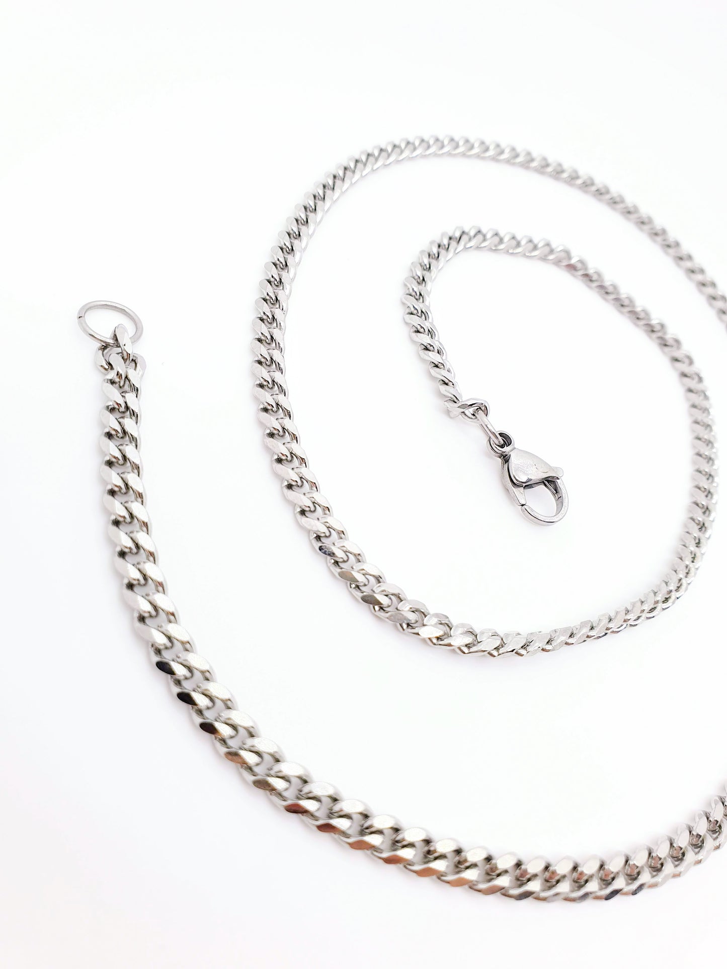 Curb chain or Cuban chain, 2 widths