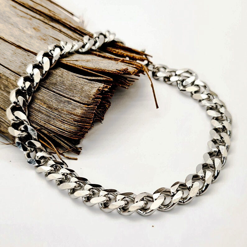 Curb chain or Cuban chain, 2 widths