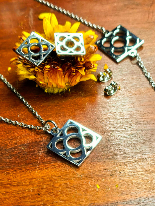 Conjunto Flor de Barcelona Acero Inoxidable para mujer. Posa sobre mesa y flor.