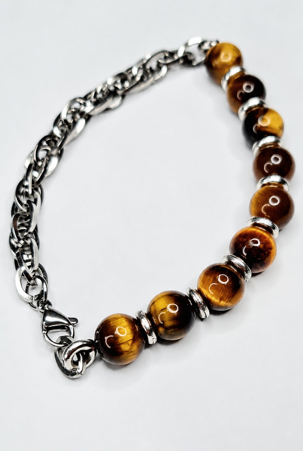 Pulsera de ojo de tigre y cadena CAN3 de acero inoxidable vista completa.