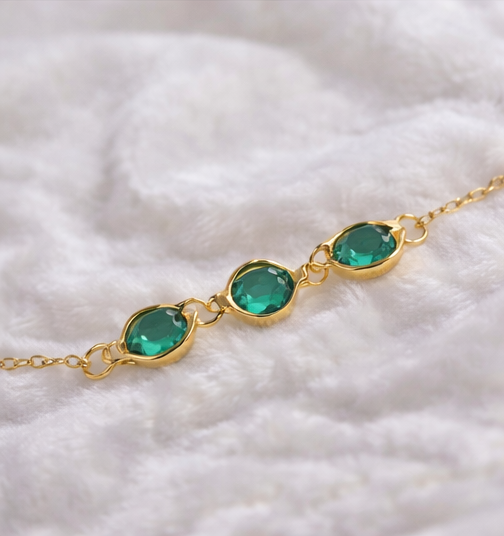 Pulsera de cristales en acero dorado | pulsera fina elegante mujer | Gus Barcelona